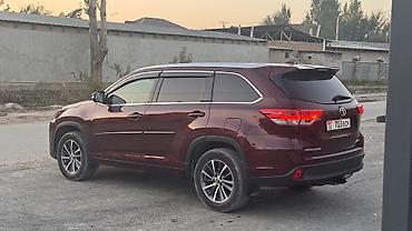 тайота crovn: Toyota Highlander: 2017 г., 3.5 л, Автомат, Бензин, Кроссовер — 4