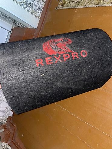 Автомобильный активный сабвуфер REXPRO в корпусе типа «труба». Корпус