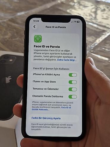 Apple iPhone: IPhone 11, 64 GB, Qara, Face ID — 9