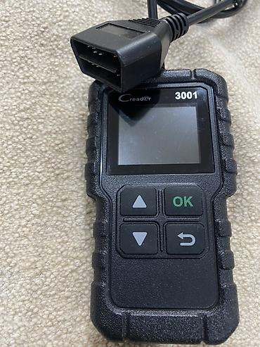 Автомобильный диагностический сканер Launch Creader 3001 OBDII