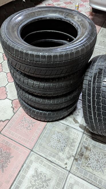 Шины: Шины 195 / 65 / R 15, Зима, Б/у, Комплект, Легковые, Япония, Bridgestone