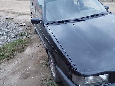 Volkswagen Passat: 1991 г., 1.8 л, Механика, Бензин, Универсал