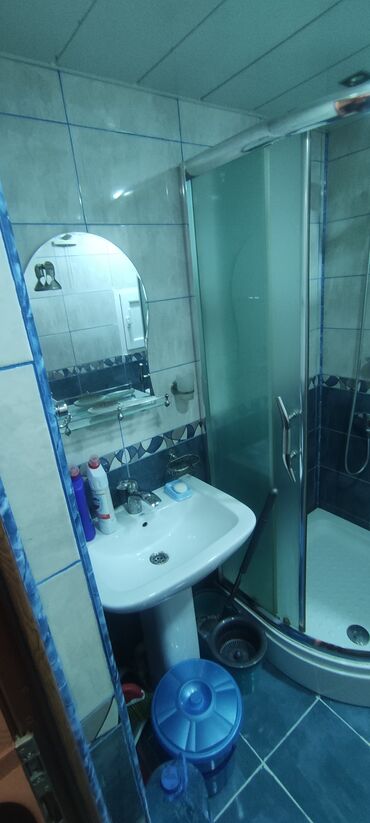 Uzunmüddətli kirayə mənzillər: XİRDALAN QƏNCLƏR SƏHƏRCİYİ. (RİAT TİCERET MERKEZİYLE UZBEUZ) Ev dekabr — 10