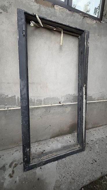 Оңдоп-түзөө жана курулуш: Үйлөр жана батирлер үчүн эшик, Металлдан, Бир эшиктүү, Оң кол, түсү - Күрөң — 4