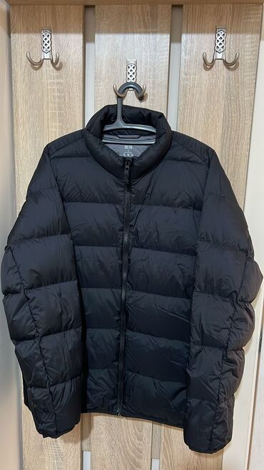 купить куртку юникло: Куртка XL (EU 42), цвет - Черный