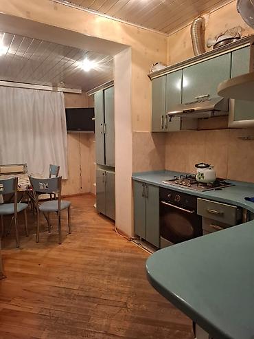 Квартиры: Seherin merkezi. Elmler metrosunun duz cixisinda,H.Cavid — 7