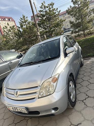 Toyota: Toyota Ist: 2003 г., 1.3 л, Автомат, Бензин, Универсал — 1
