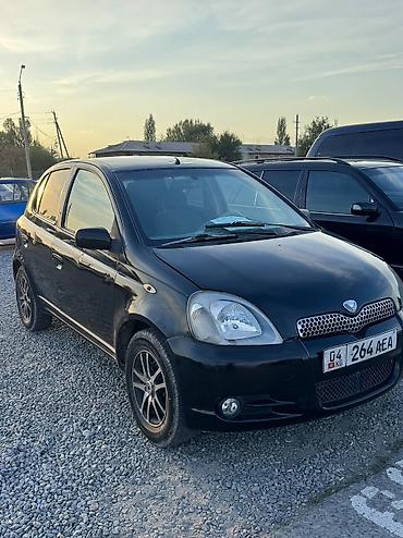 camry 50 xle: Toyota Yaris: 2001 г., 1.3 л, Автомат, Бензин, Хэтчбэк — 3