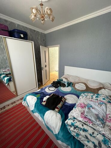 Həyət evləri və villaların satışı: Binəqədi qəs. 3 otaqlı, 10 kv. m, Kredit yoxdur, Yeni təmirli -da lalafo.az — 12 Həyət evləri və villaların satışı: Binəqədi qəs. 3 otaqlı, 10 kv. m, Kredit yoxdur, Yeni təmirli — 12