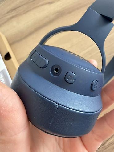 Audio: JBL Tune 770NC simsiz qulaqlıq Xüsusiyyətlər: - Adaptiv səsboğma — 6