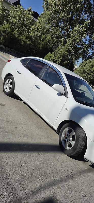 электромобиль дешевый: Hyundai Elantra: 2008 г., 1.6 л, Автомат, Бензин, Седан — 3