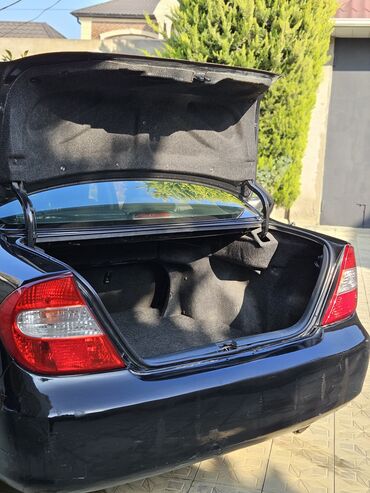 Toyota: Toyota Camry: 3 l | 2002 il Sedan — 11