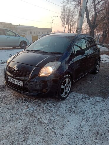 футболка хорошего качества: Toyota Vitz: 2005 г., 1 л, Вариатор, Бензин, Хэтчбэк