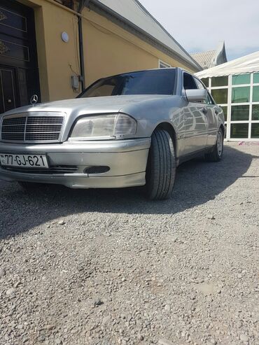 kreditle avtomobil: Mercedes-Benz 220: 2.2 л | 1996 г. Седан