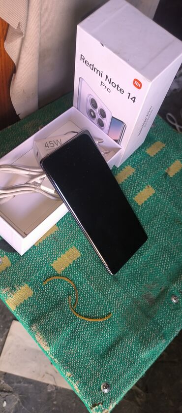 red square keyrox: Redmi, Redmi Note 14 Pro, Новый, 256 ГБ, цвет - Черный