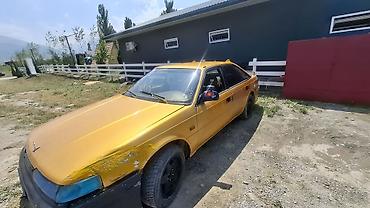 mazda 2000: Mazda 626: 1988 г., 0.2 л, Механика, Бензин, Хэтчбэк — 3