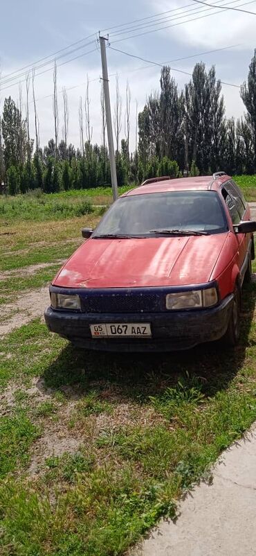 Volkswagen: Volkswagen Passat: 1991 г., 1.8 л, Механика, Бензин, Универсал