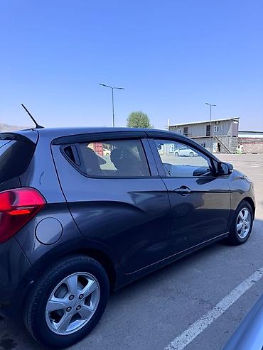 Chevrolet: Chevrolet Spark: 2016 г., 0.9 л, Автомат, Бензин, Хэтчбэк — 8