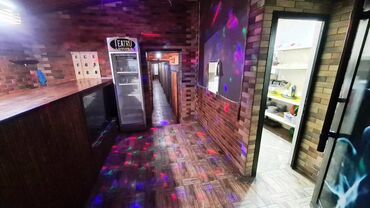 Restoran, kafelər: Köhnə Günəşlidə, Venesiya Şadlıq Sarayı yaxınlığında, Turş su — 12