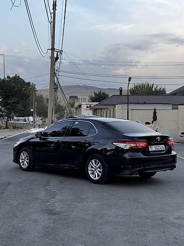 автомобил тойота: Toyota Camry: 2020 г., 2 л, Вариатор, Бензин, Седан — 5