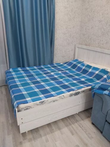 сдаётся квартира долгосрочное: 1 бөлмө, Кыймылсыз мүлк агенттиги, Чогуу жашоосу жок, Толугу менен эмереги бар
