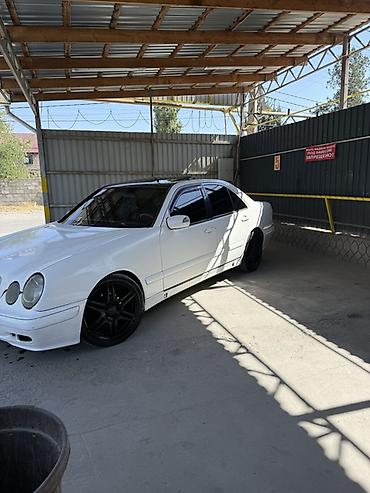 бампер передний на ауди с4: Mercedes-Benz E-Class: 2000 г., 2.2 л, Автомат, Дизель, Седан — 1