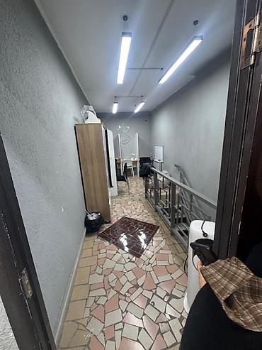 Аренда офисов: Аренда офисов, 198 м², В жилом комплексе, 1 линия — 18