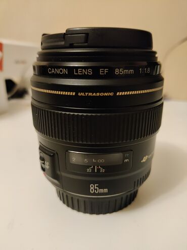 fotoapparat firmy canon: Продаю объектив Canon EF 85mm f/1.8 USM в родной коробке. Состояние -