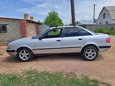 авто прод: Audi 80: 1992 г., 2 л, Механика, Бензин, Седан — 4