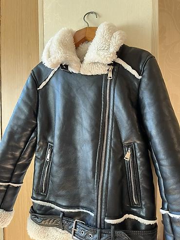Dəri kurtka, Stradivarius, S