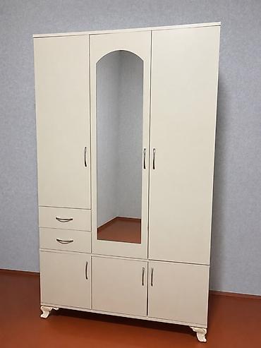 taxta dik: Üç qapılı geyim şkafı - Rəng: krem - Material: laminat/LDSP tipli — 1