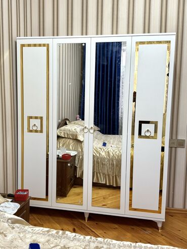 qapi dekorlari: Yeni, Açılan, 4 qapılı Düz dolab, Qarderob, paltar dolabı, Azərbaycan