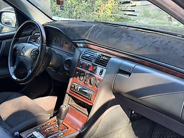 audi 100: Mercedes-Benz E-Class: 2001 г., 3.2 л, Автомат, Бензин, Седан — 6