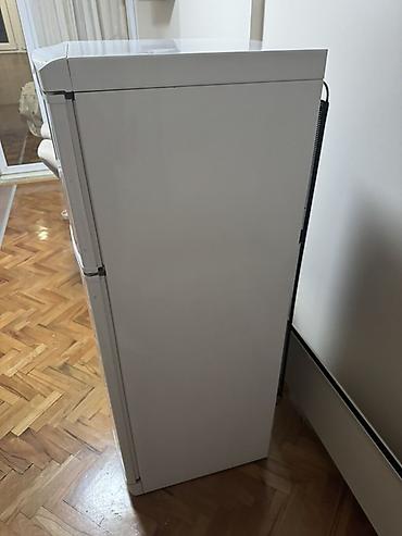 ugradni sporeti: Gorenje kombinovani frižider, star oko 10 godina. Potpuno ispravan — 4
