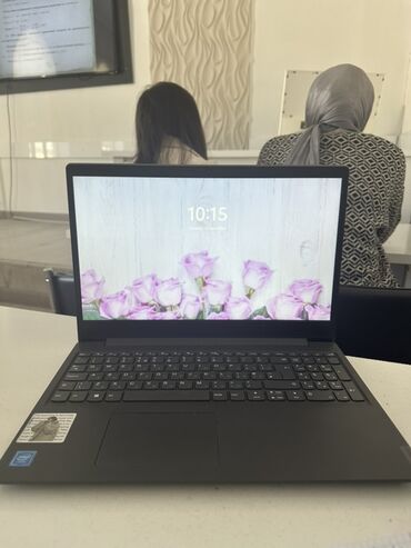 Ноутбуки: Ноутбук, Lenovo, Intel Core i3, 15.6 ", Для несложных задач