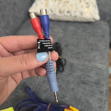 Audio və video kabellər: AV kabelləri dəsti Məhsulun tərkibi: - 3.5 mm TRRS (4-pole) kişi jack — 7