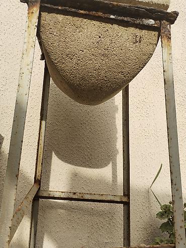 beton direk: Beton məhləli əl yuma/utility lavası (dayaqla) - Material: qalın — 3