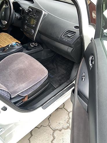 Продажа авто: Nissan Leaf: 2014 г., 0.1 л, Автомат, Электромобиль, Хэтчбэк — 9