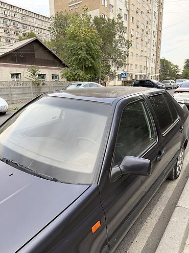 devo tiko: Volkswagen Vento: 1994 г., 1.8 л, Механика, Бензин — 8