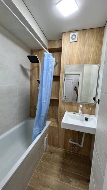 купить квартиру в токмоке: 2 бөлмө, 47 кв. м, Элитка, 7 кабат, Дизайнердик ремонт