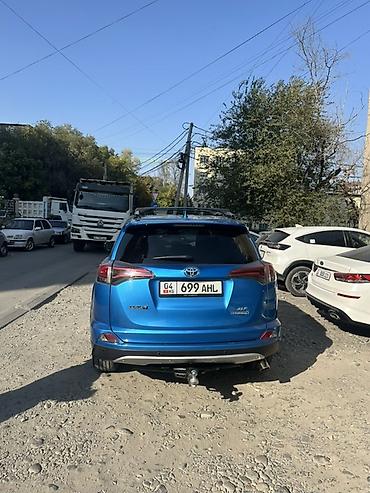 range over: Toyota RAV4: 2017 г., Автомат, Гибрид, Кроссовер — 2