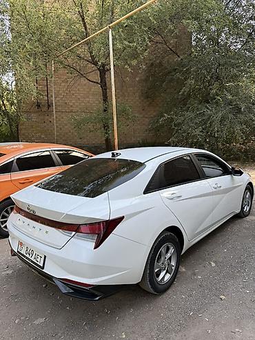 без дтп: Hyundai Avante: 2020 г., 1.6 л, Автомат, Бензин, Седан — 4