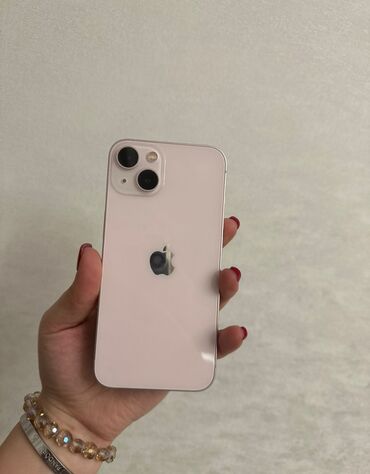 Apple iPhone: IPhone 13, Б/у, 256 ГБ, Розовый, Зарядное устройство, Чехол, 86 %
