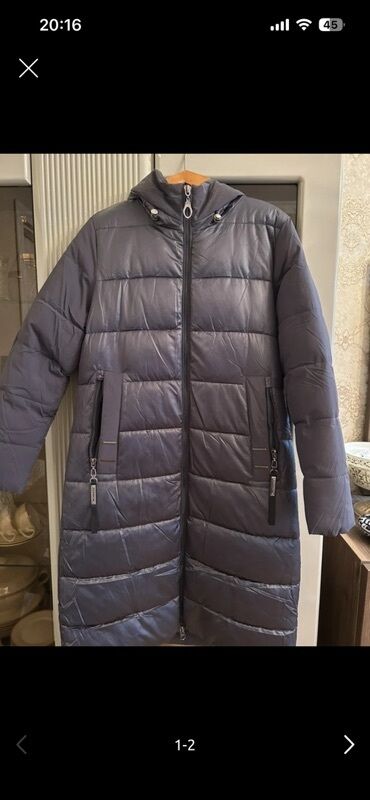 Пиджаки: Qadınlar üçün uzun puffer palto - Rəng: tünd boz/qrafit - Model