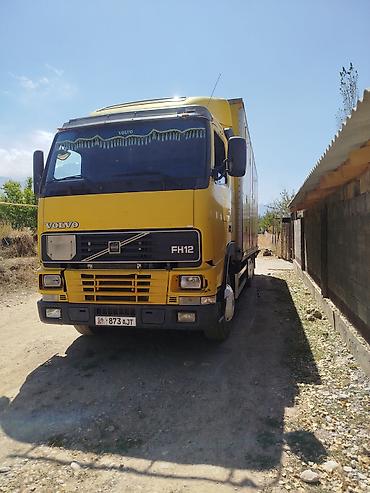 Volvo FH12 380 — бортовой фургон (изотермический/тент-жолтый тип — 3