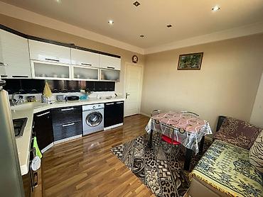 Uzunmüddətli kirayə mənzillər: 📍 Ünvan: Sumqayıt şəhər 43-cü məhəllə 🏢 Bina tipi: Yeni Tikili 📐 Ümumi — 8