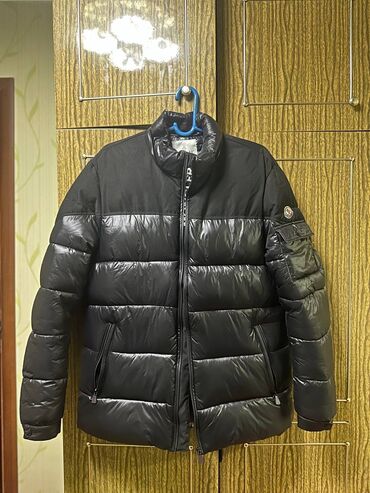 Куртки: Мужская куртка, 4XL (EU 48), Moncler, Новый, цвет - Черный, Самовывоз