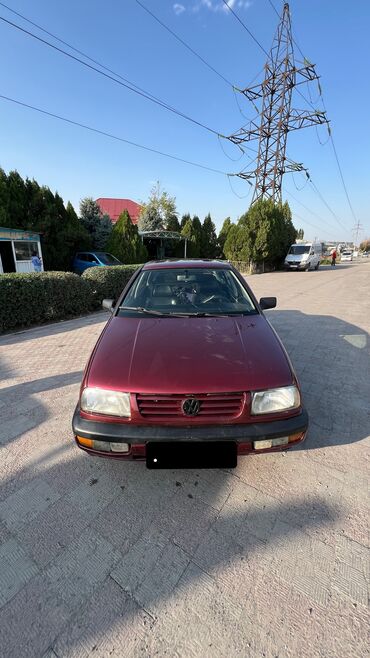 эвро полик: Volkswagen Vento: 1994 г., 1.8 л, Механика, Бензин, Седан