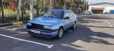 рассрочку машина алам: Volkswagen Vento: 1994 г., 1.8 л, Механика, Бензин, Седан