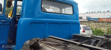 Kranlar: Kranlı yük maşını – ZIL şassi üzərində quraşdırılmış sarı oxlu — 6